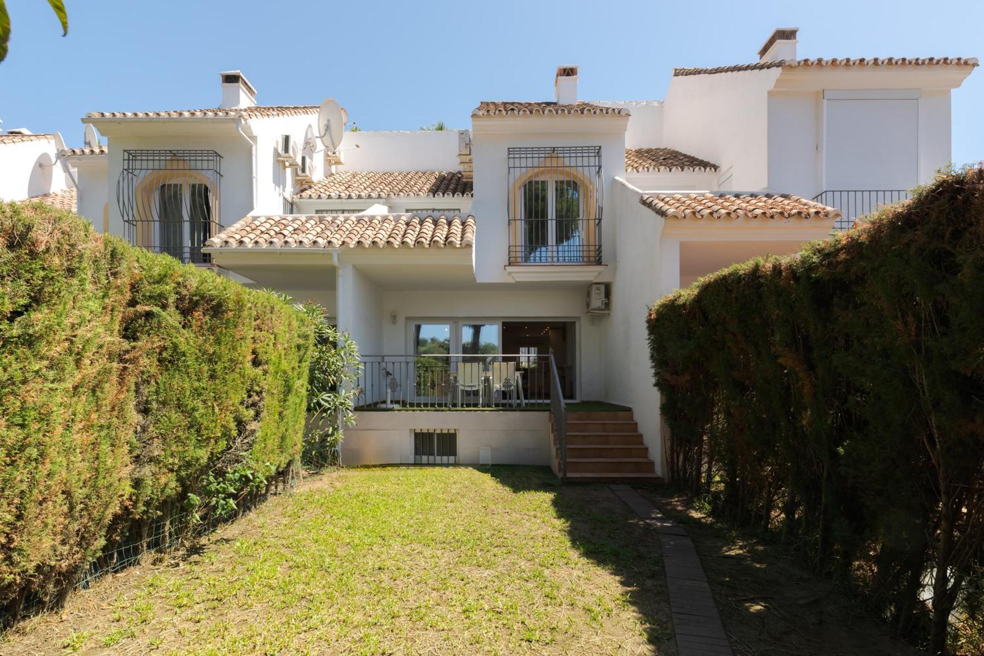 Wintowinrentals Townhouse, Pool & Beach Marbella Buitenkant foto